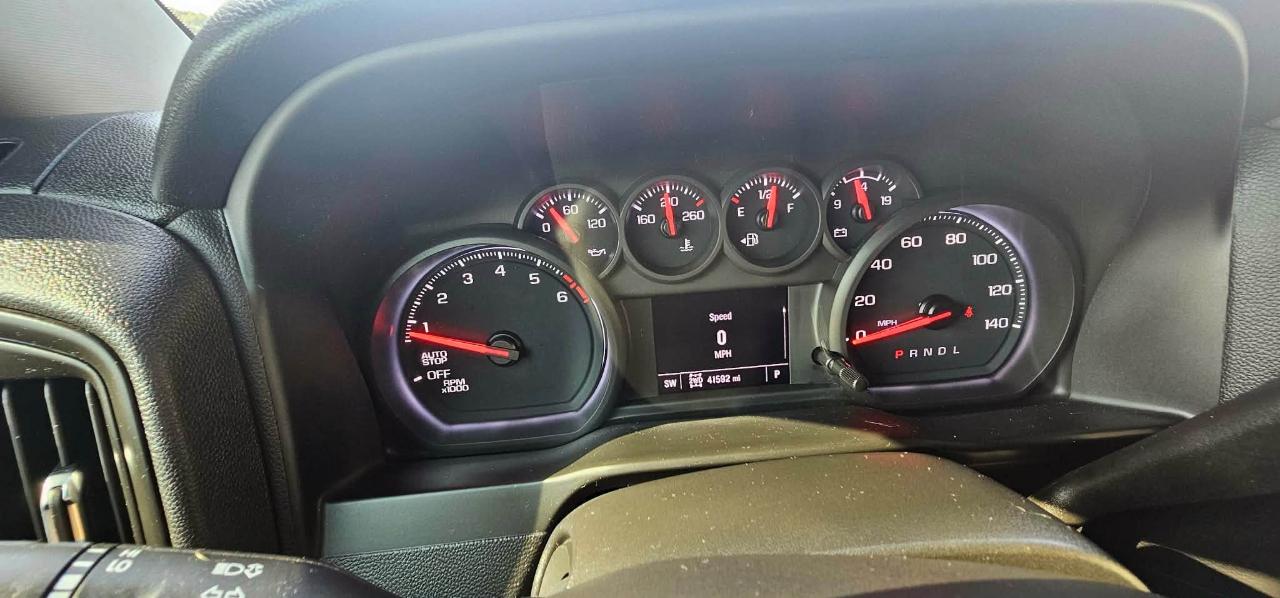 Chevrolet Silverado 1500 Custom Double Cab 4WD 2023