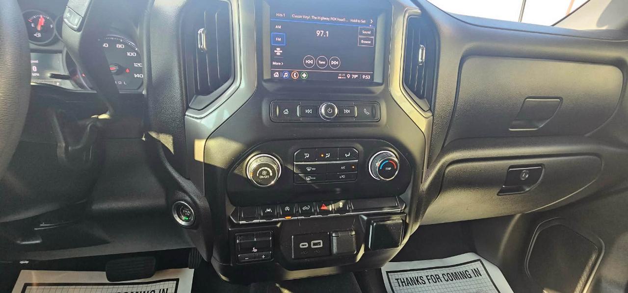 Chevrolet Silverado 1500 Custom Double Cab 4WD 2023