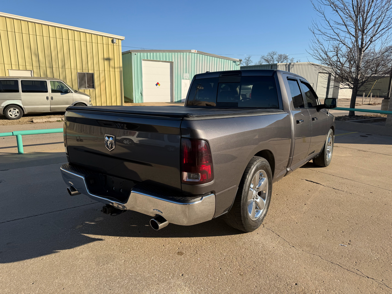 RAM 1500 Big Horn Quad Cab 2WD 2015