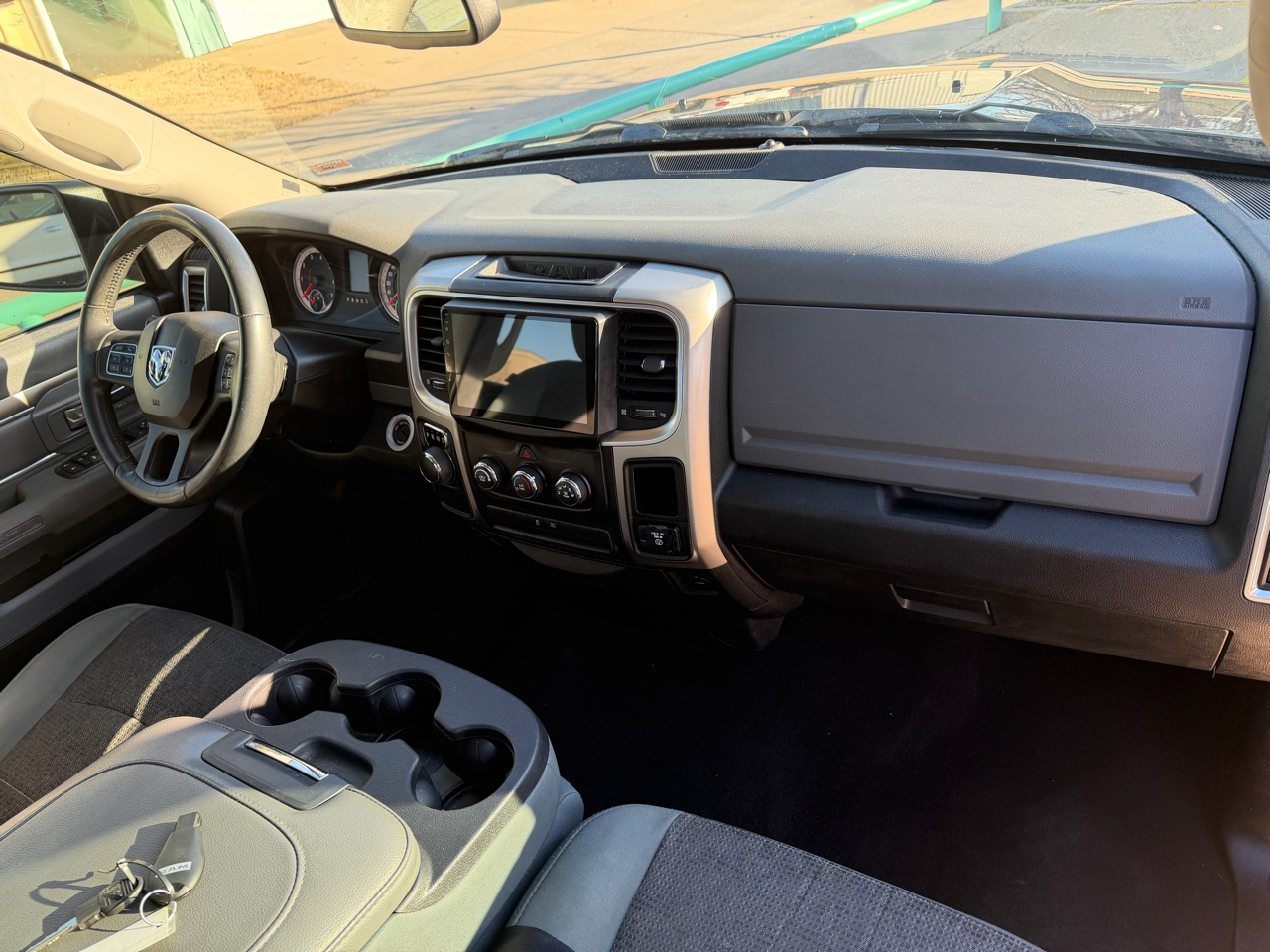 RAM 1500 Big Horn Quad Cab 2WD 2015