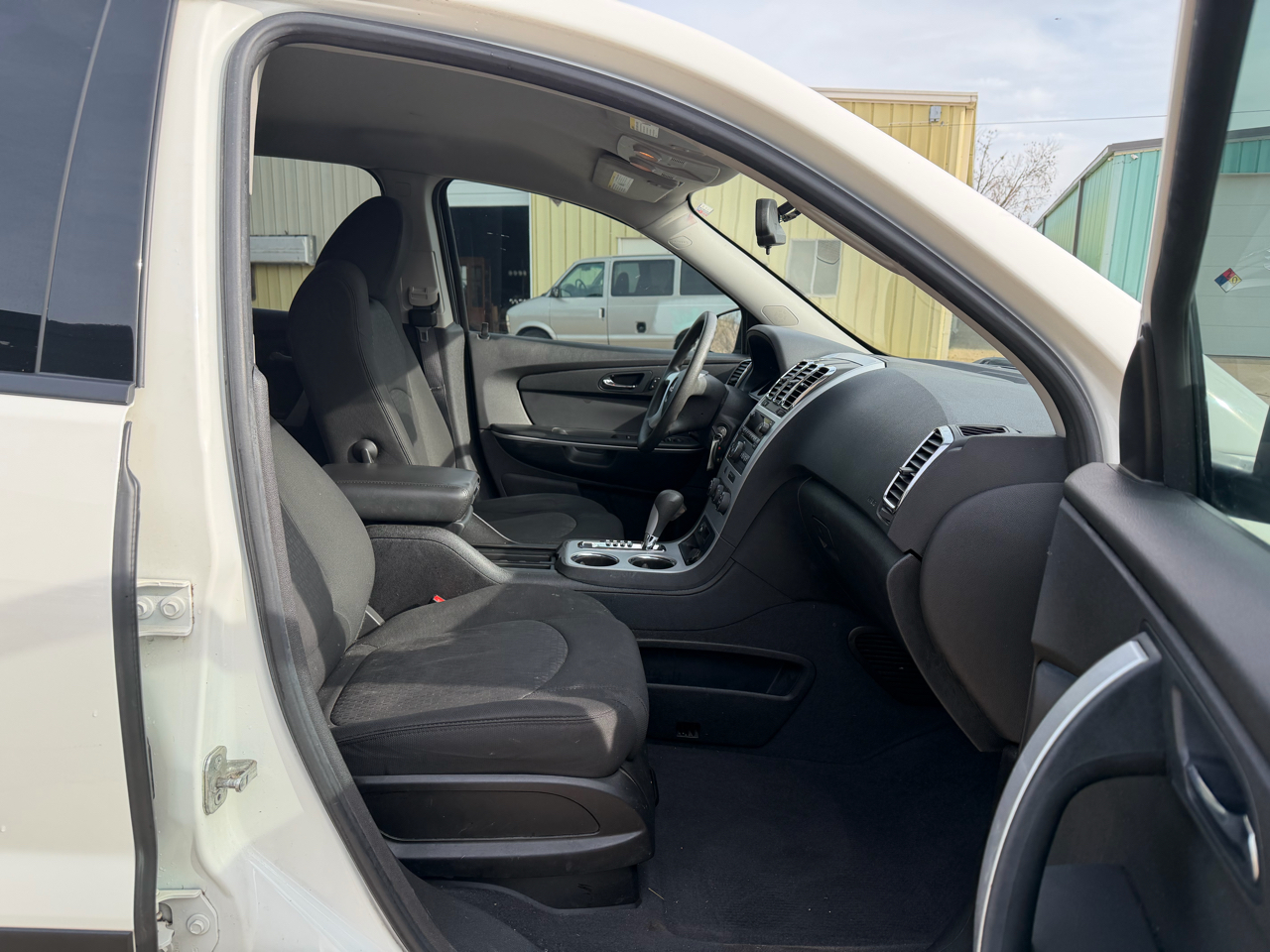 GMC Acadia SL FWD 2011