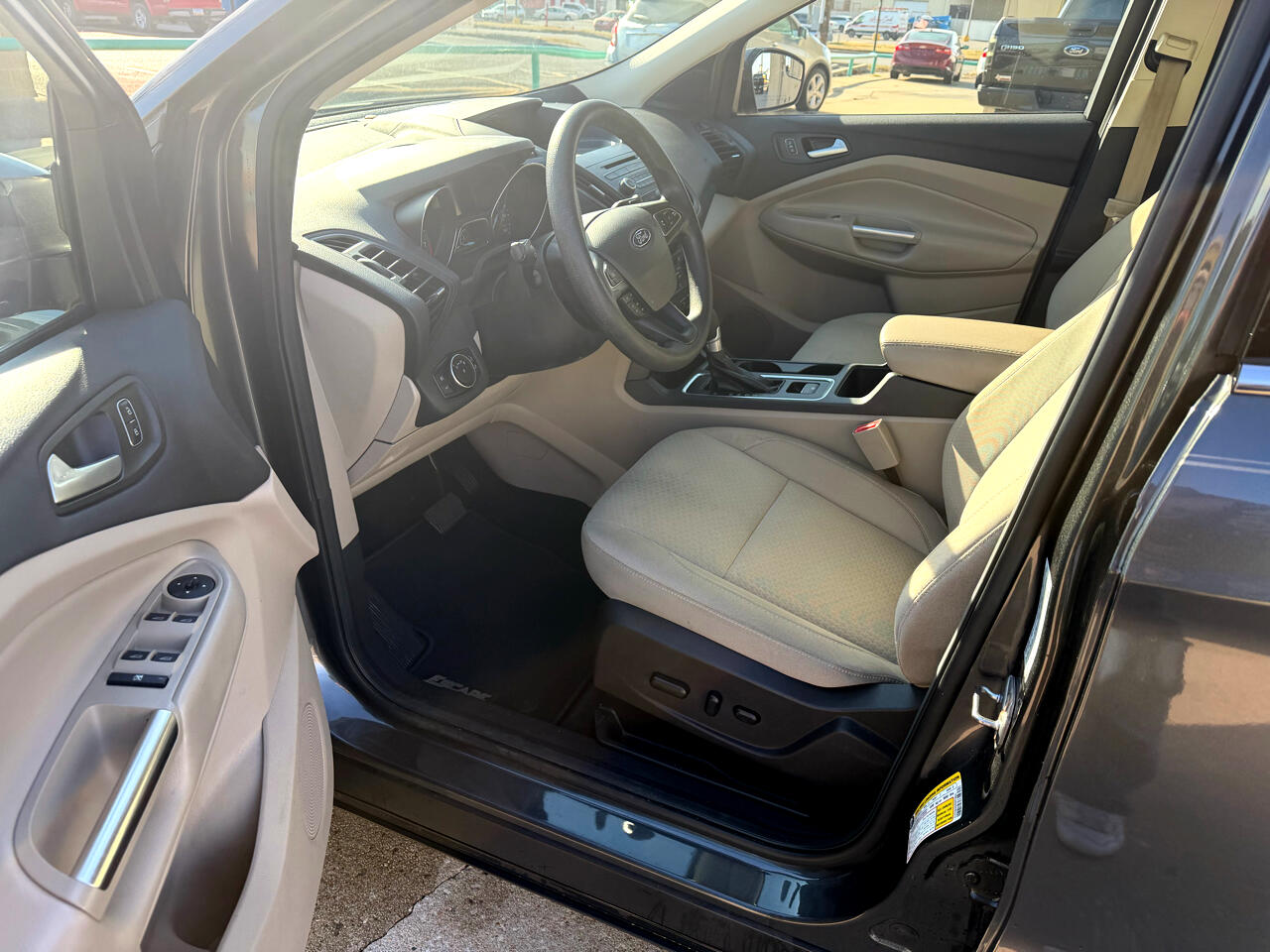 Ford Escape SE FWD 2017