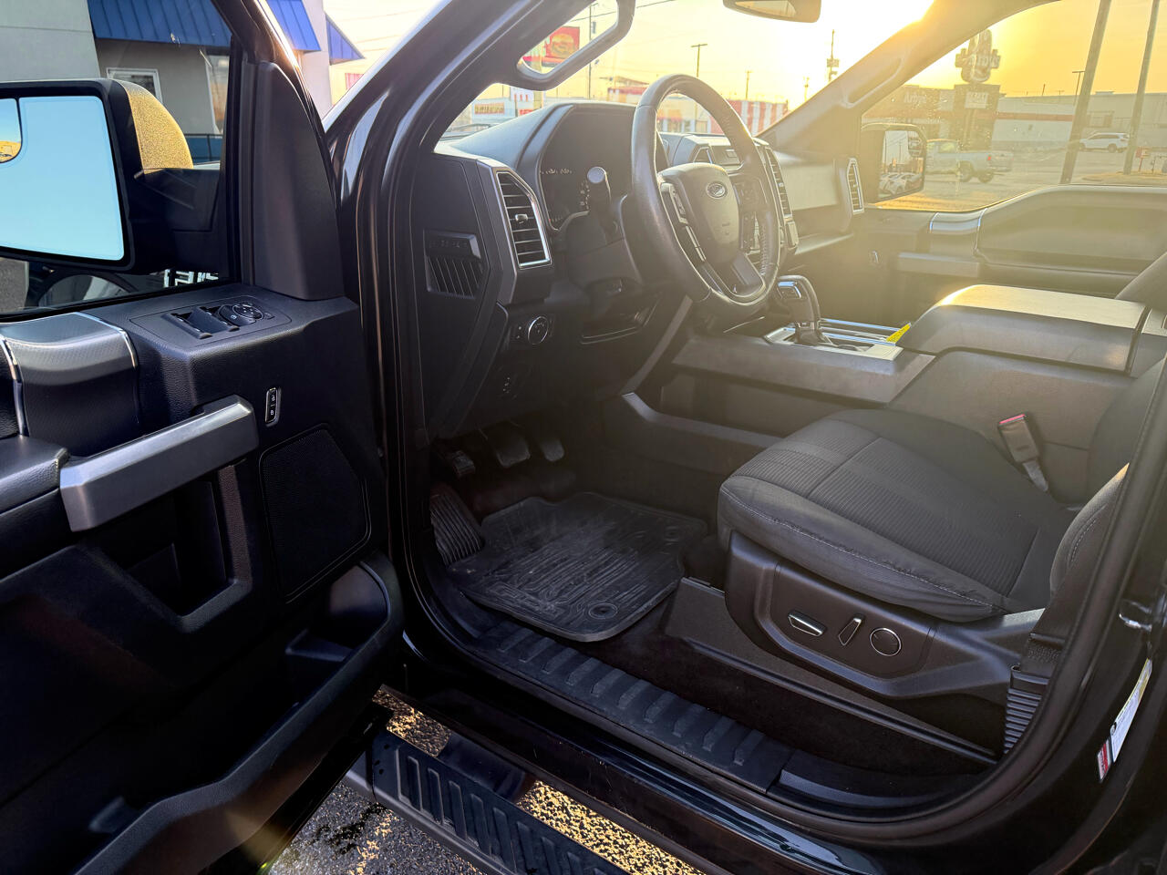 Ford F-150 FX4 SuperCrew 4x4 2015