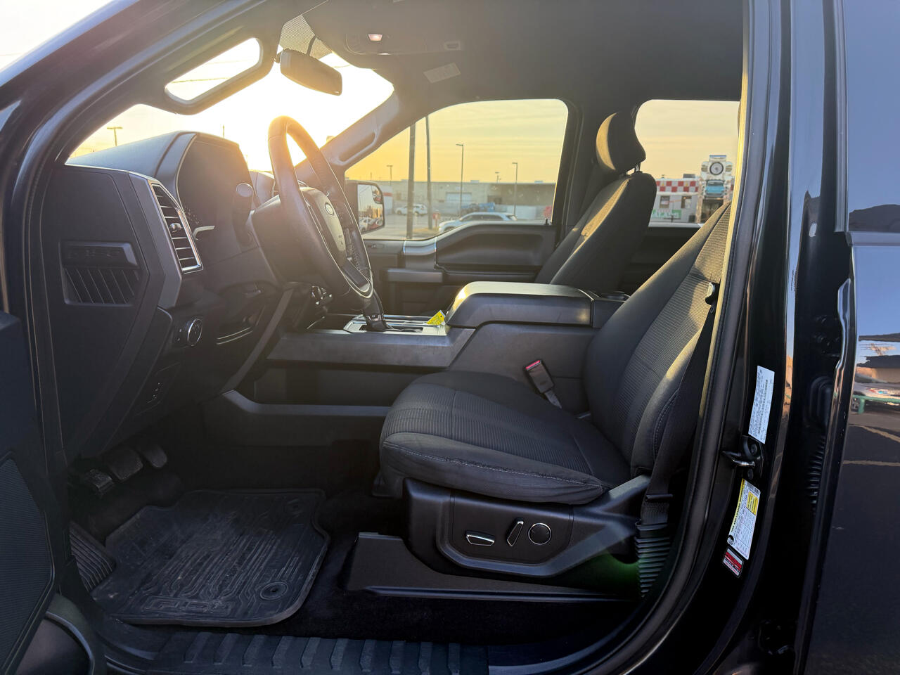 Ford F-150 FX4 SuperCrew 4x4 2015