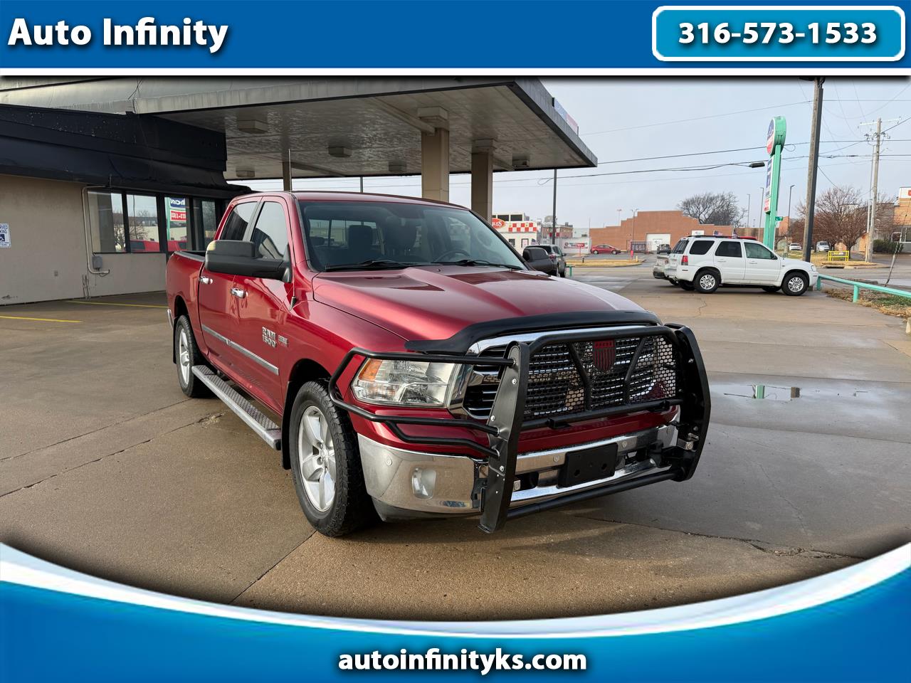 RAM 1500 Lone Star Crew Cab SB 4WD 2015