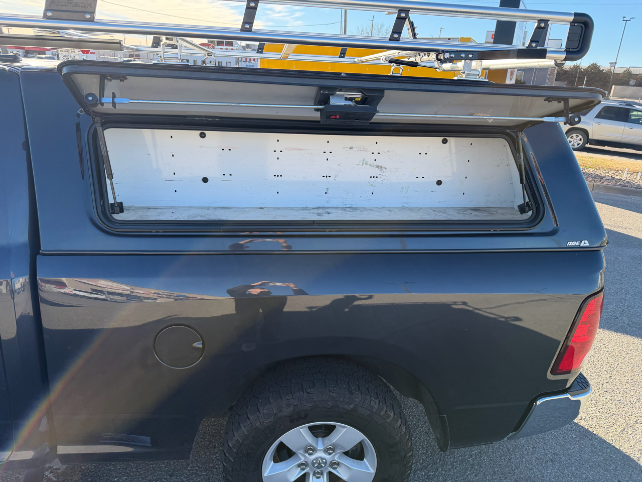 RAM 1500 SLT Quad Cab 2WD 2018