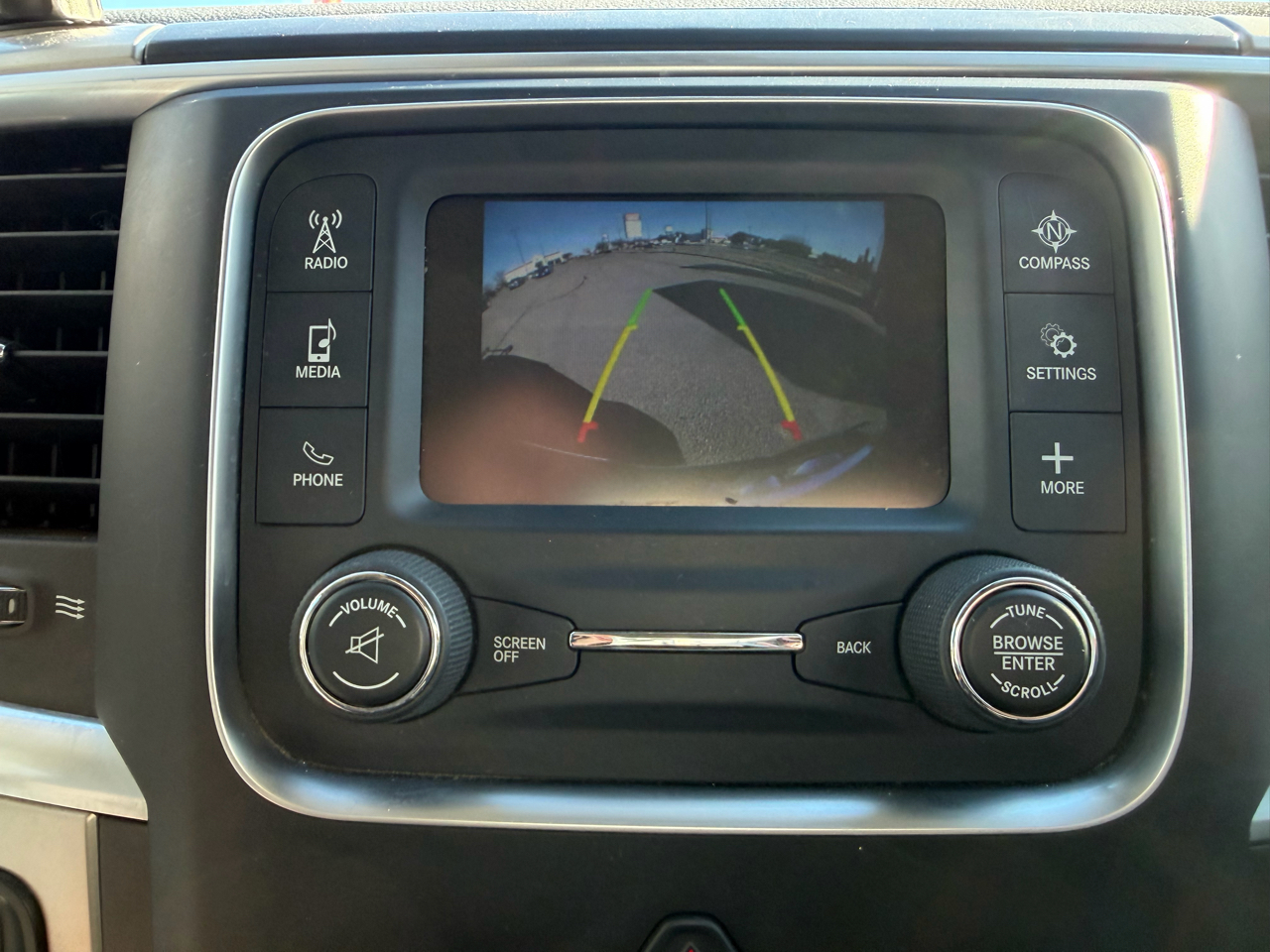 RAM 1500 SLT Quad Cab 2WD 2018