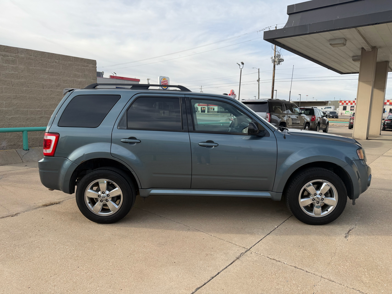 Ford Escape XLT FWD 2012