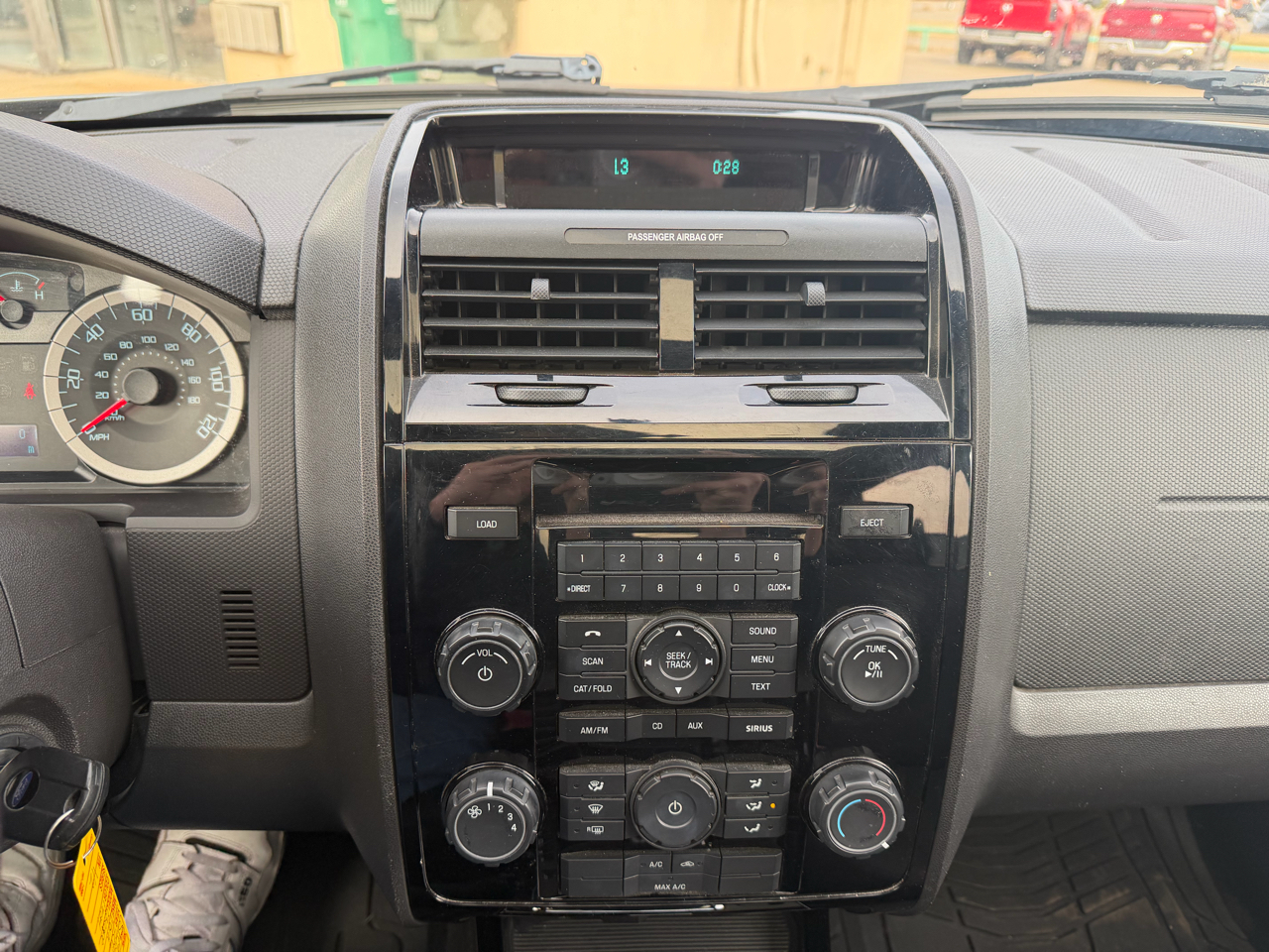 Ford Escape XLT FWD 2012