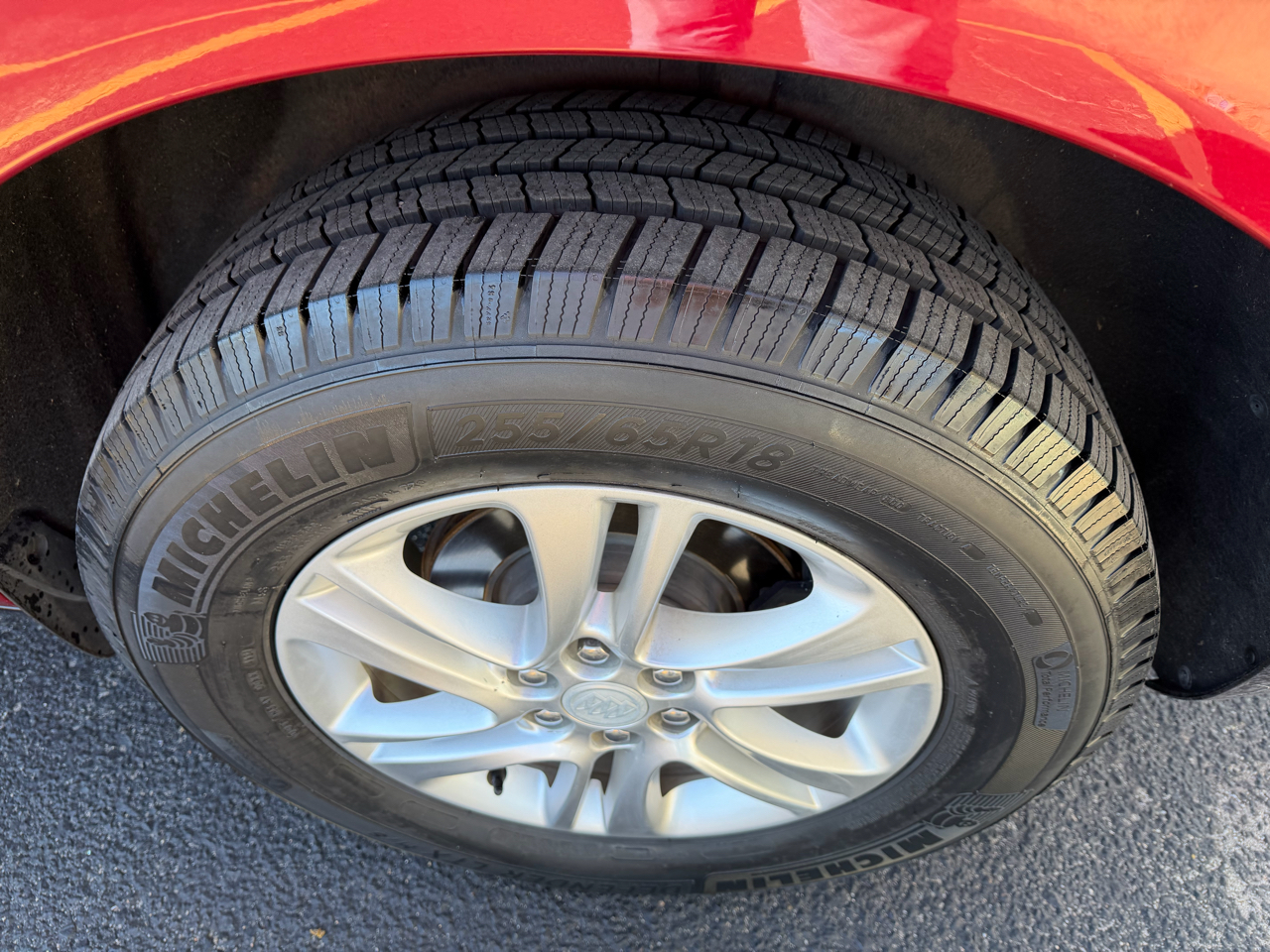 Buick Enclave Essence FWD 2019