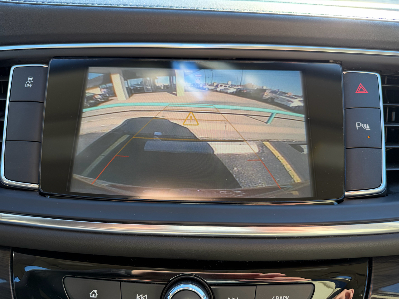 Buick Enclave Essence FWD 2019