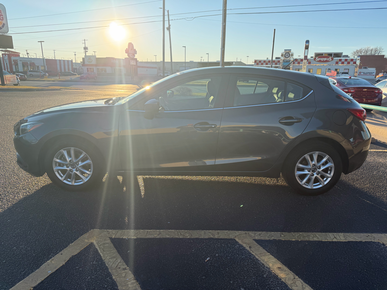 Mazda MAZDA3 i Touring 4D Hatchback 2016