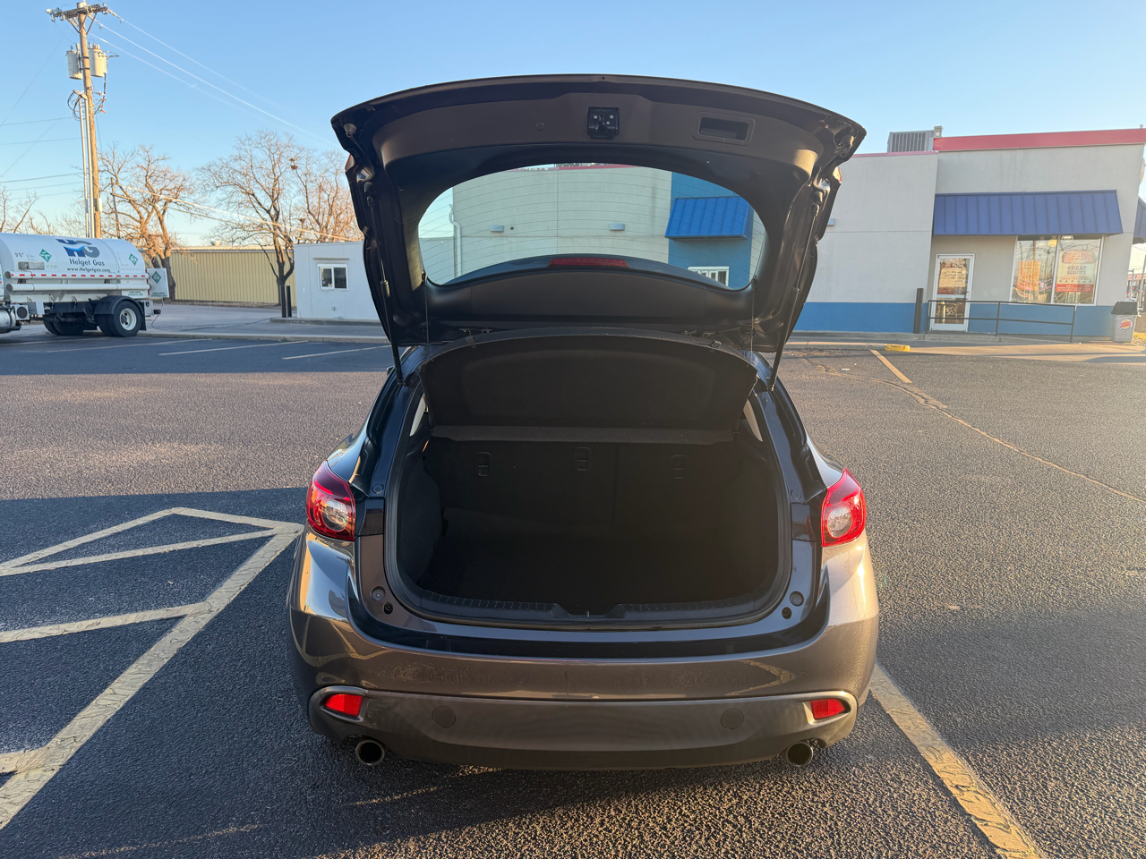 Mazda MAZDA3 i Touring 4D Hatchback 2016