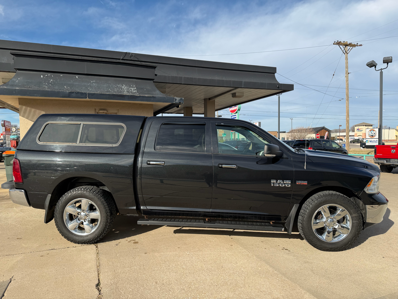RAM 1500 Big Horn Crew Cab 4WD 2015