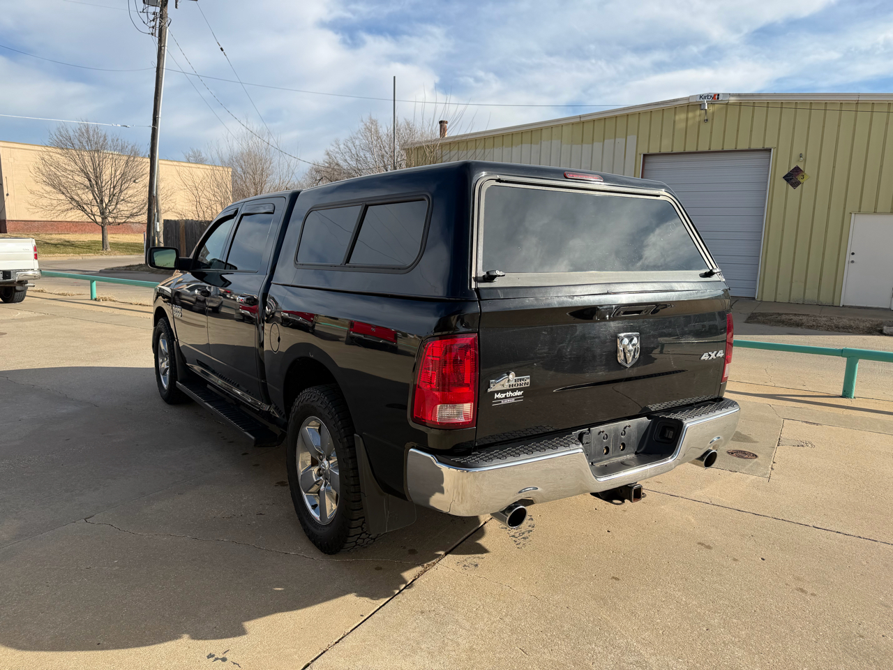 RAM 1500 Big Horn Crew Cab 4WD 2015