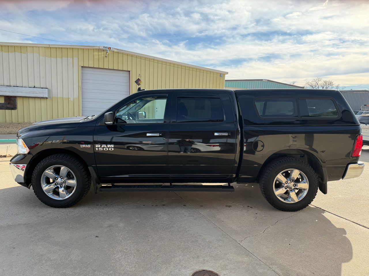 RAM 1500 Big Horn Crew Cab 4WD 2015