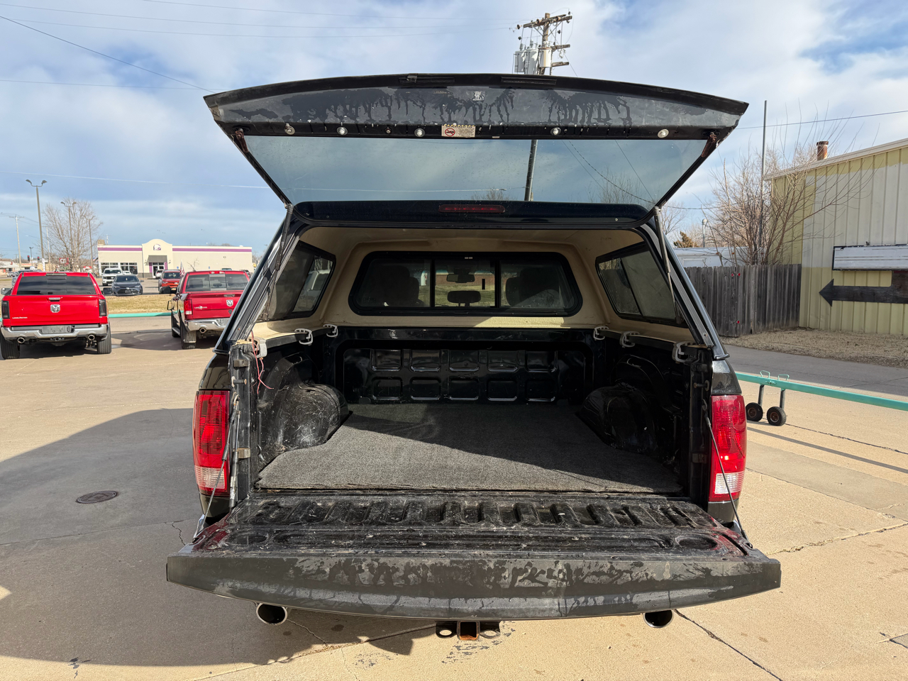 RAM 1500 Big Horn Crew Cab 4WD 2015