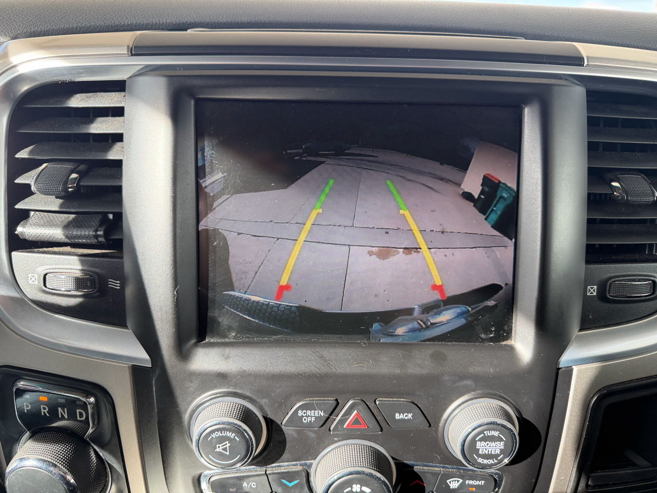 RAM 1500 Big Horn Crew Cab 4WD 2015