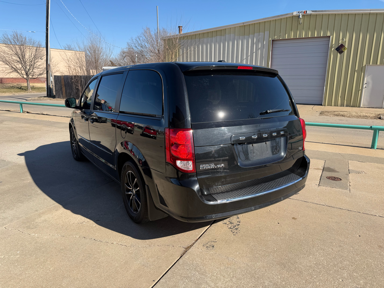 Dodge Grand Caravan R/T 2015