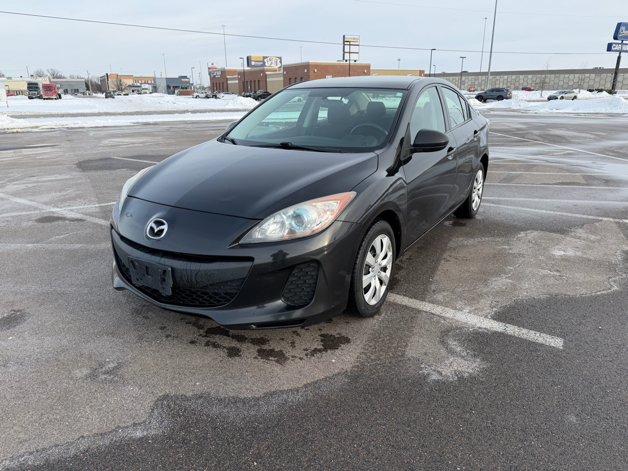Mazda MAZDA3 i Sport 4-Door 2013