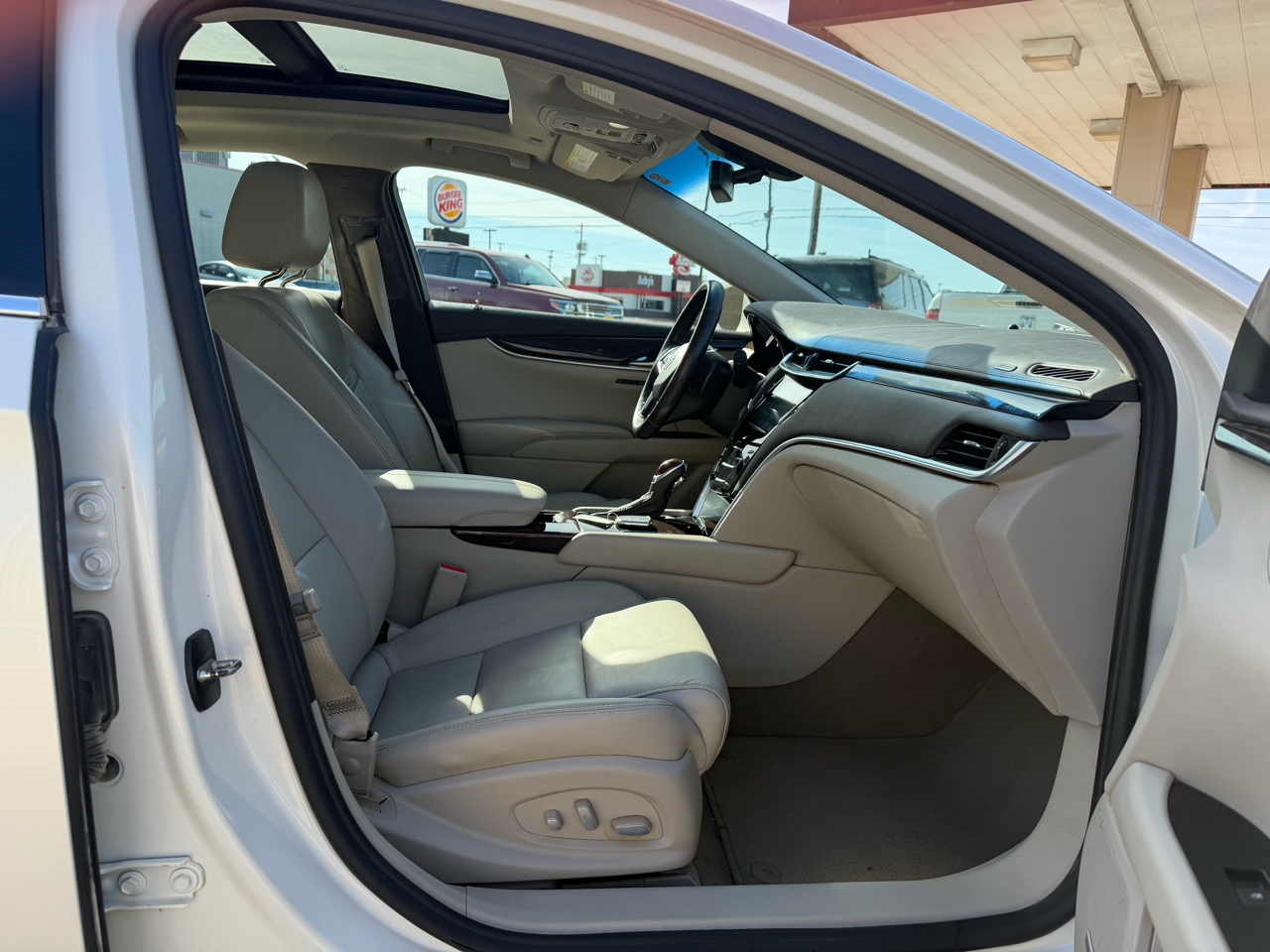 Cadillac XTS Luxury FWD 2015