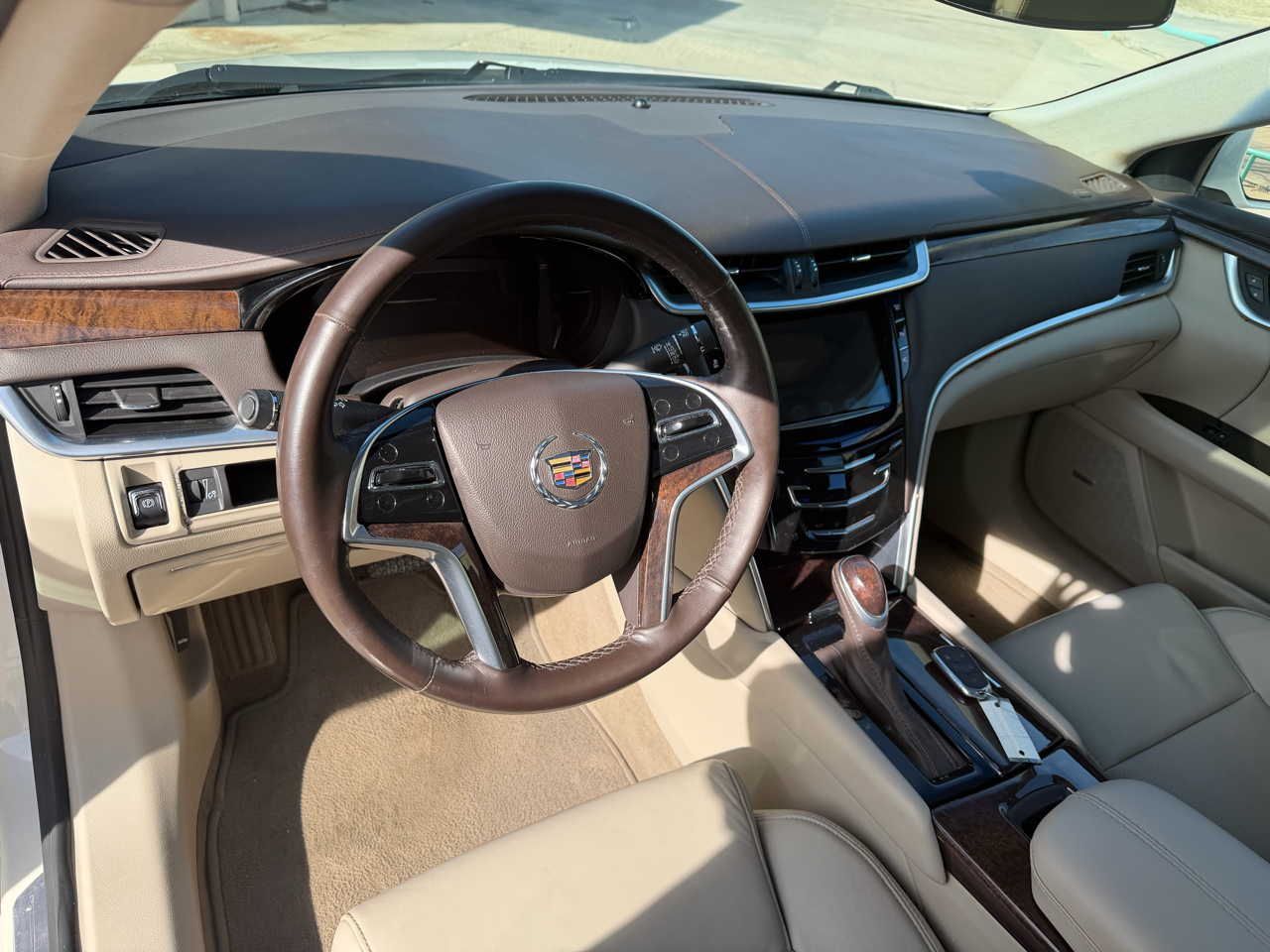 Cadillac XTS Luxury FWD 2015