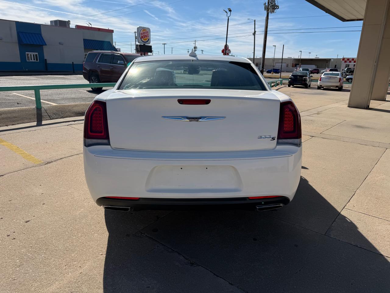 Chrysler 300 S 4D Sedan V6 2015
