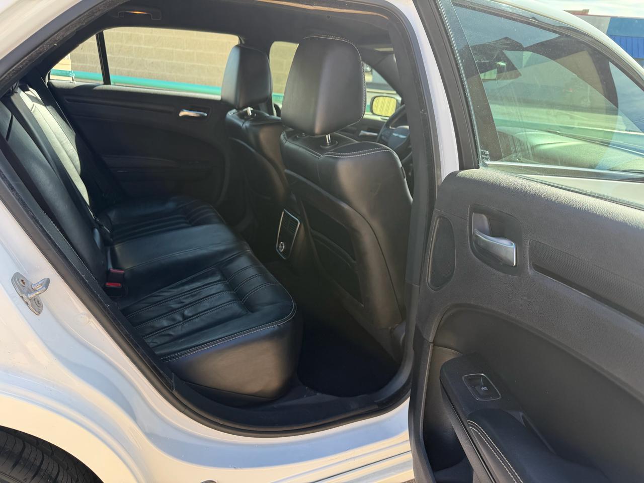 Chrysler 300 S 4D Sedan V6 2015