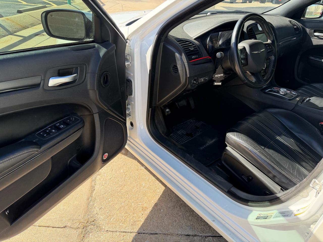 Chrysler 300 S 4D Sedan V6 2015