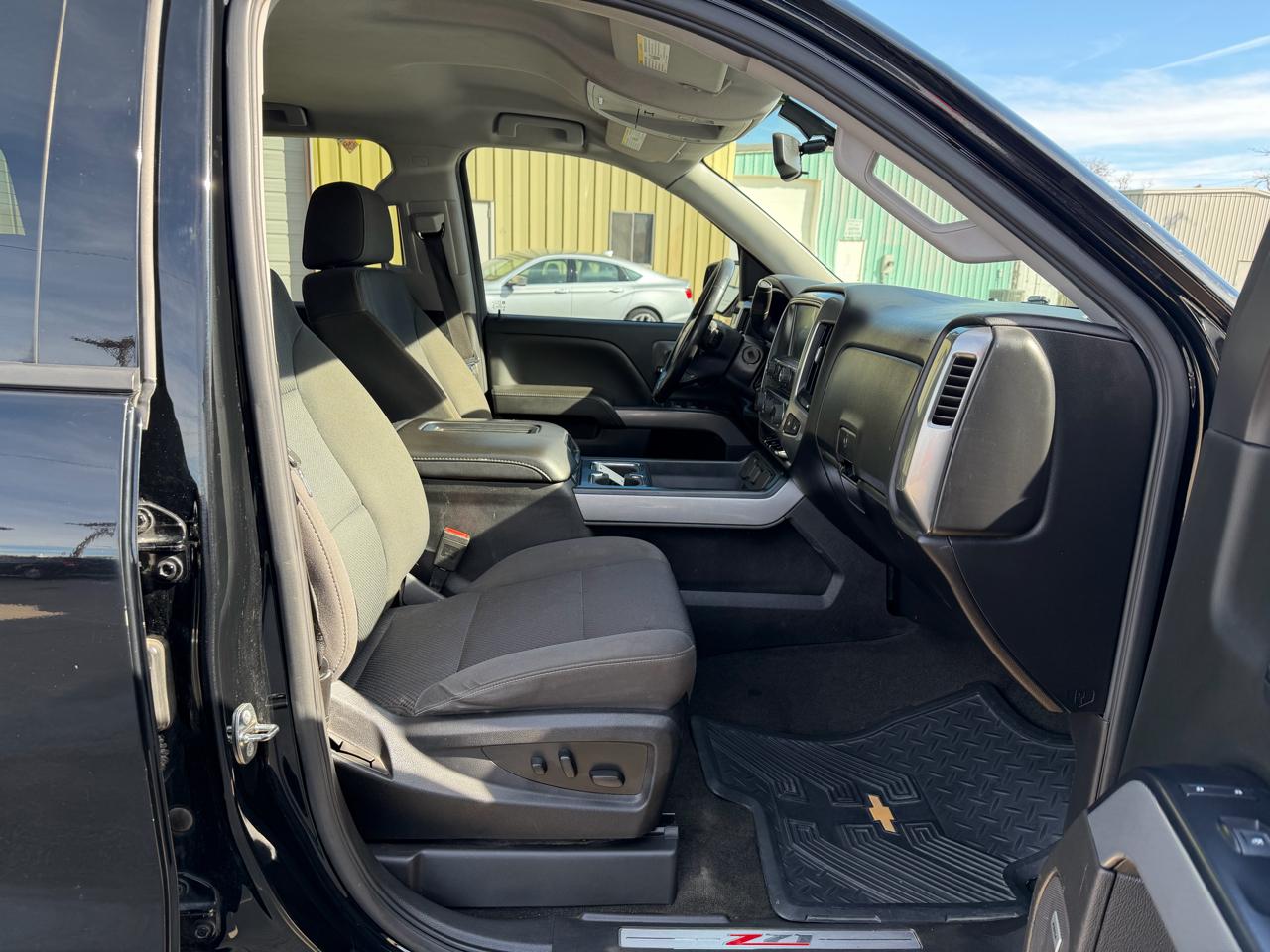 Chevrolet Silverado 1500 LT Z71 Crew Cab 4WD 2018