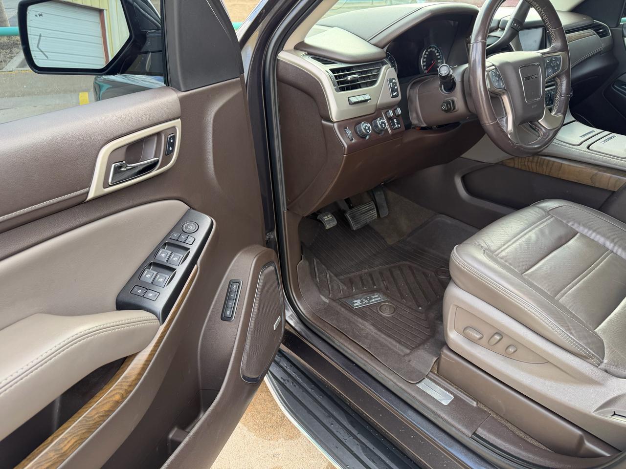 GMC Yukon XL Denali 4WD 2018