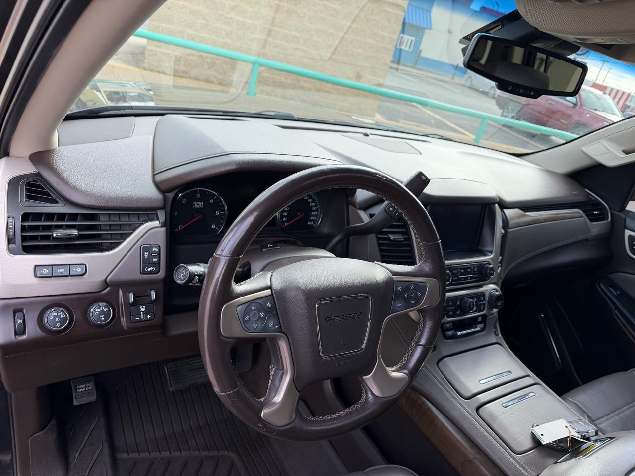 GMC Yukon XL Denali 4WD 2018