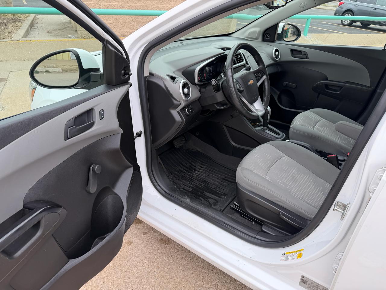 Chevrolet Sonic LT 4D Hatchback 2019