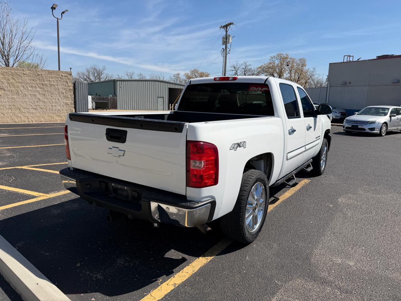 Chevrolet Silverado 1500 LT Crew Cab 4WD 2012