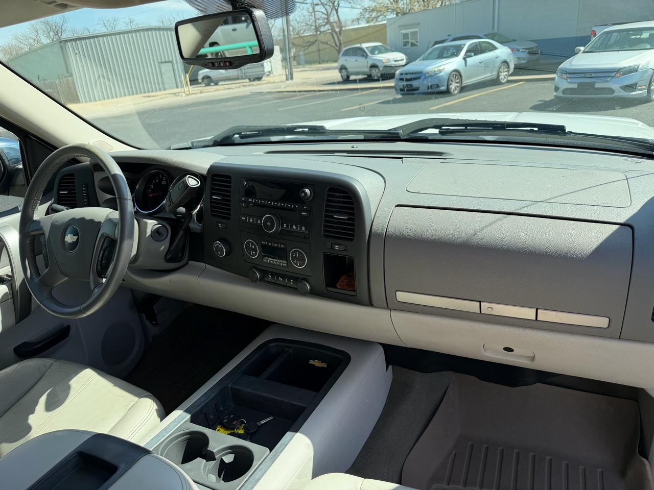 Chevrolet Silverado 1500 LT Crew Cab 4WD 2012