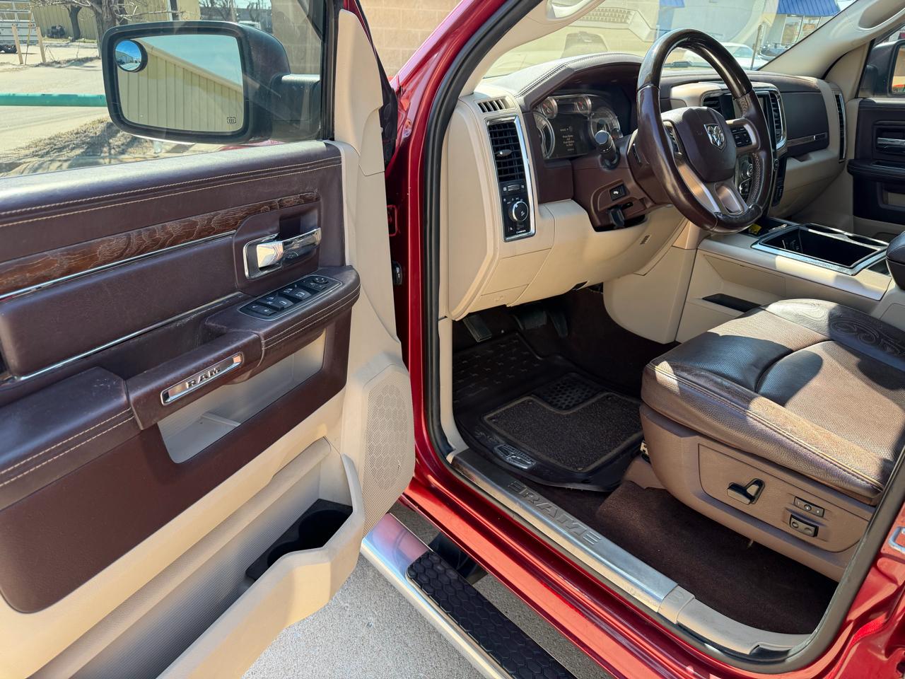 RAM 1500 Longhorn Crew Cab SWB 4WD 2015