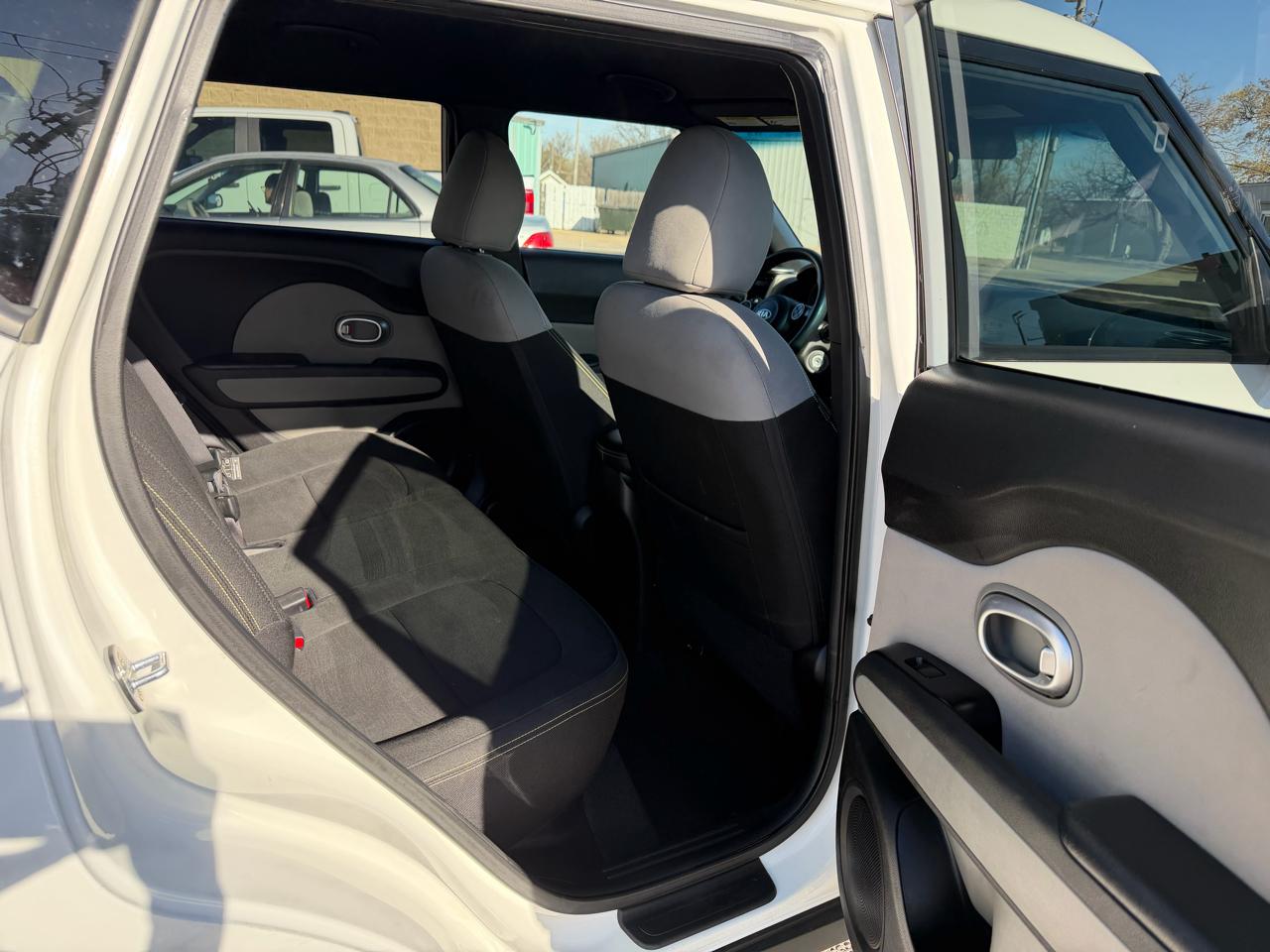 Kia Soul + 4D Wagon 2014