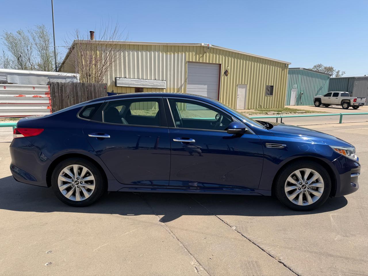 Kia Optima LX 2017