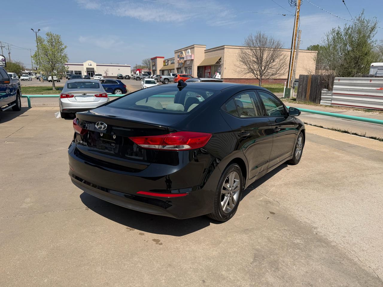 Hyundai Elantra SE 4D Sedan 2017