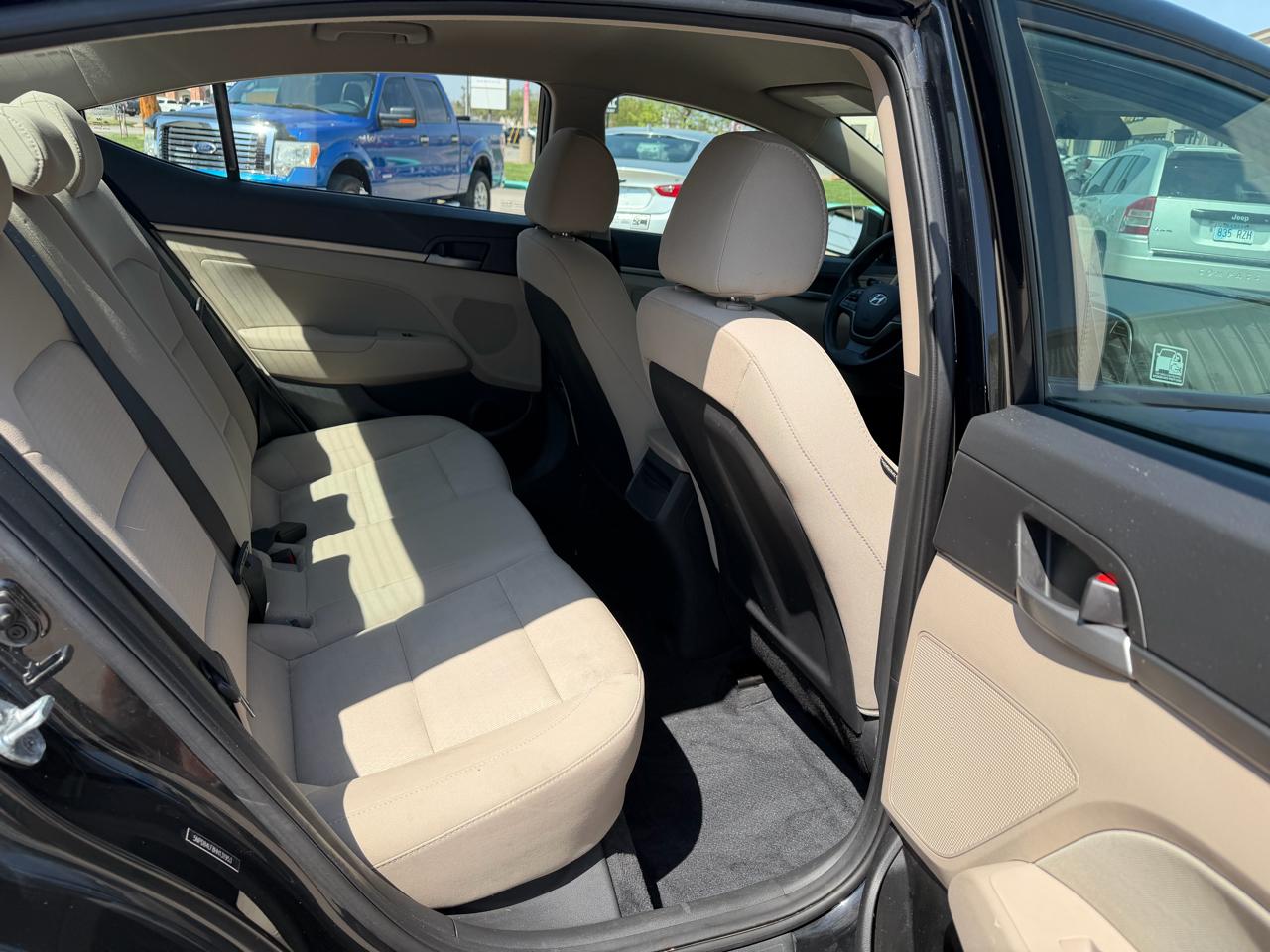 Hyundai Elantra SE 4D Sedan 2017