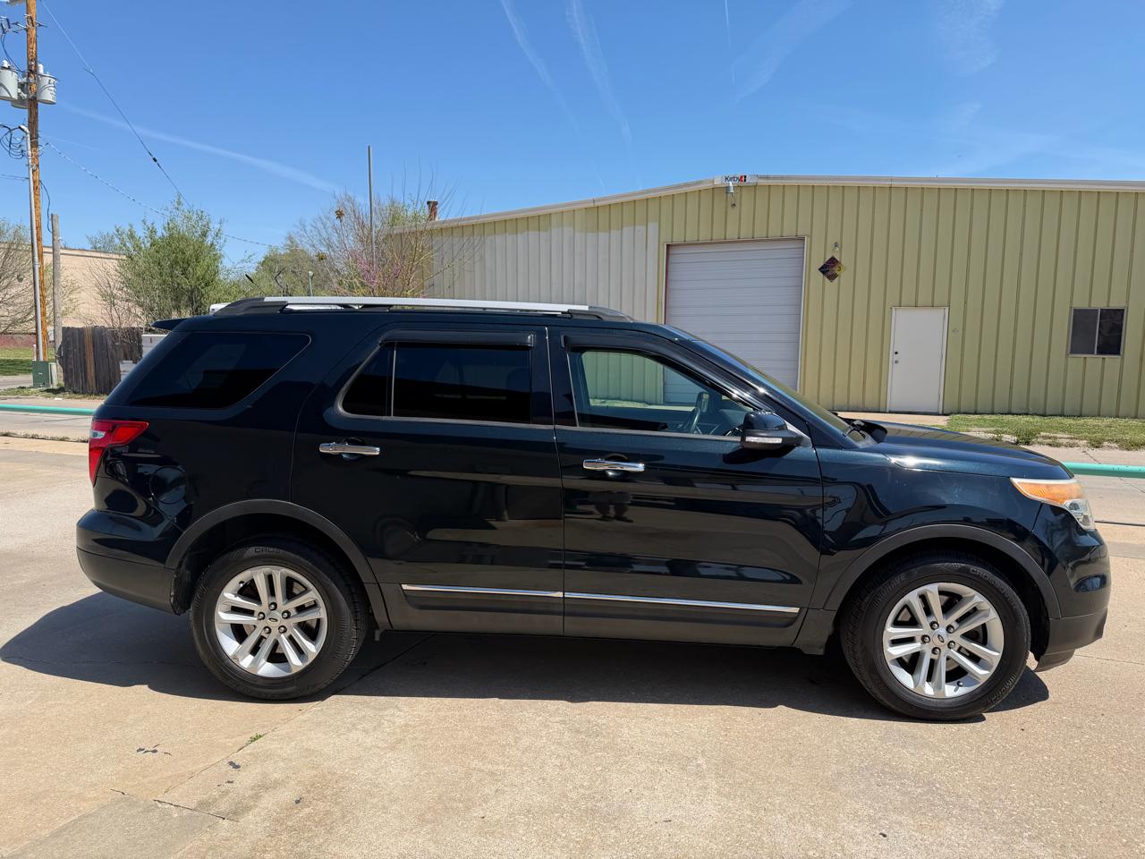 Ford Explorer XLT FWD 2014