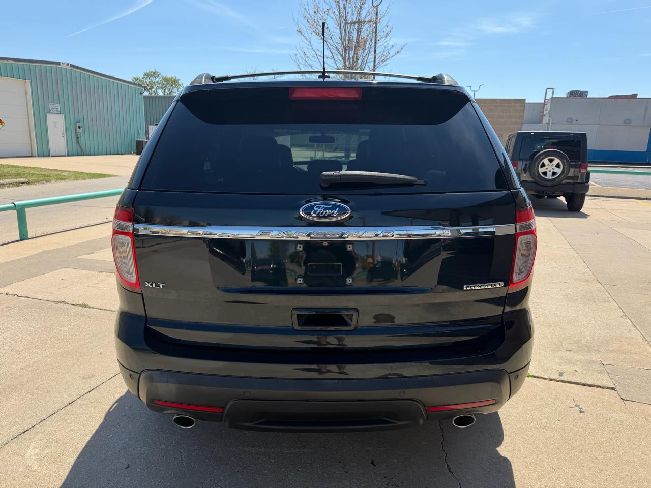 Ford Explorer XLT FWD 2014