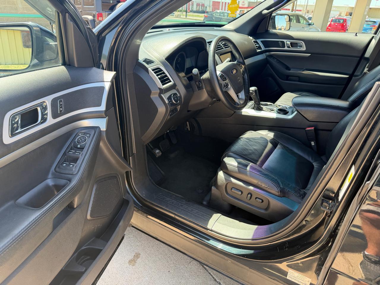 Ford Explorer XLT FWD 2014