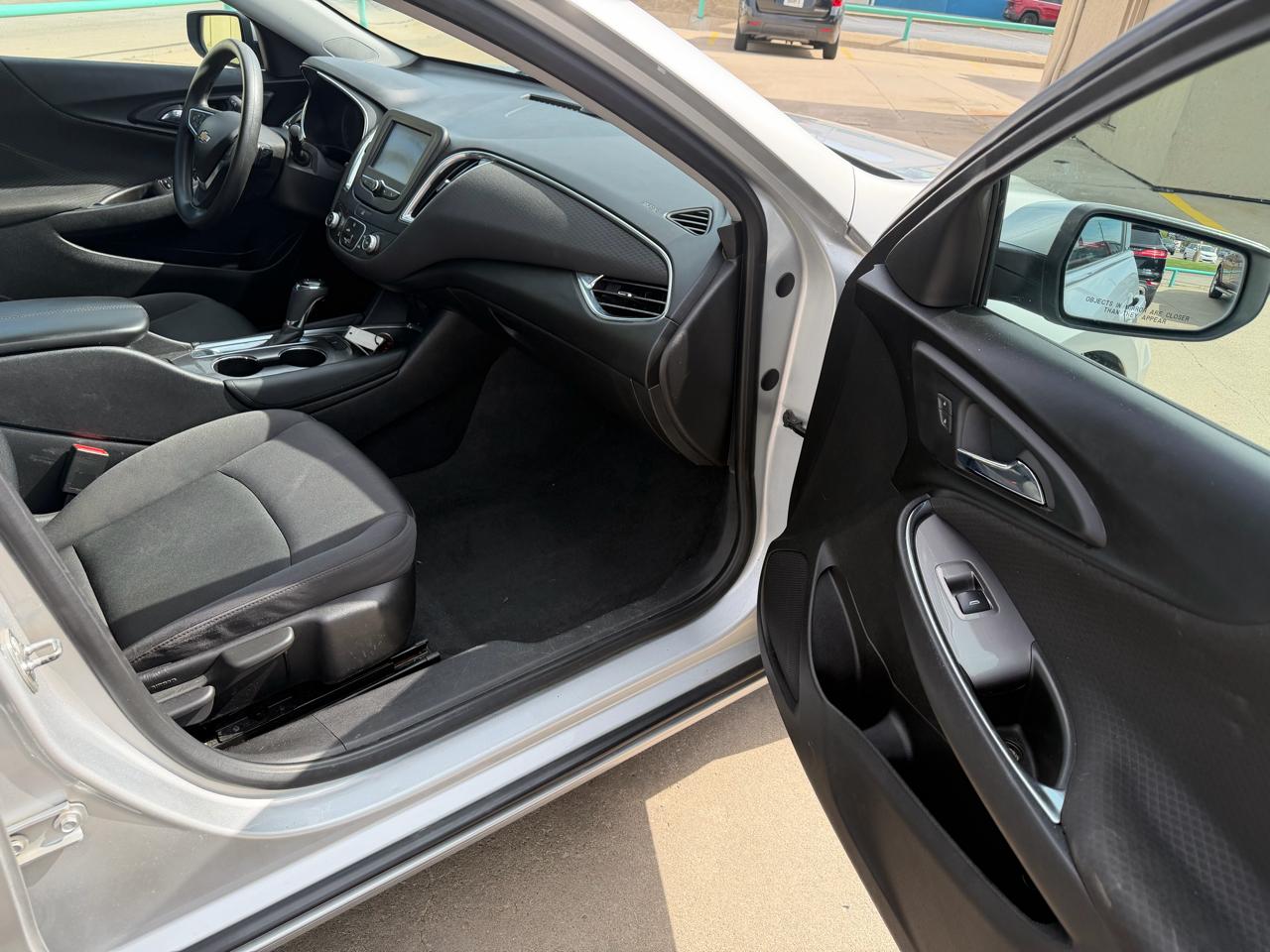 Chevrolet Malibu 1LT 2017