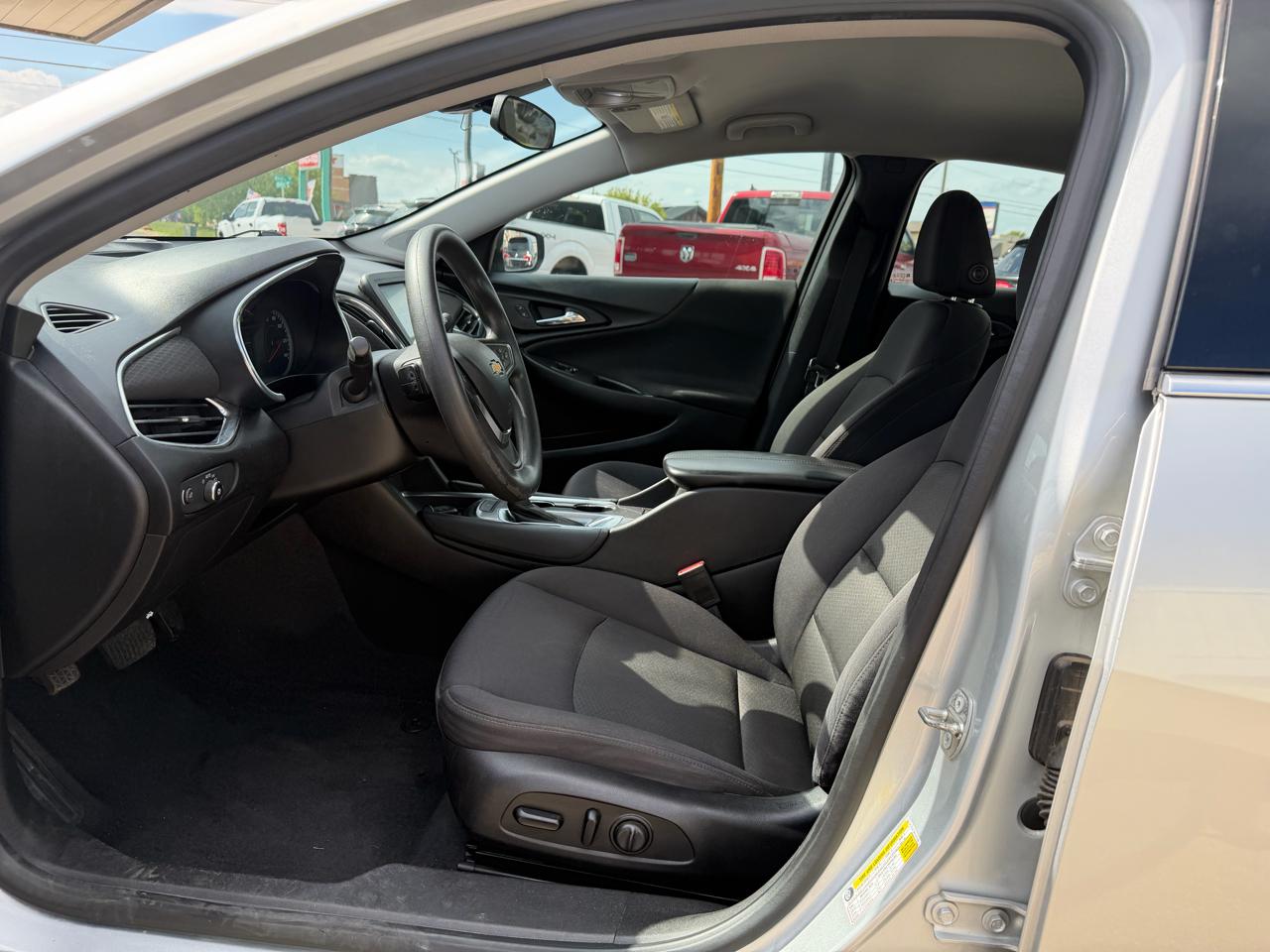 Chevrolet Malibu 1LT 2017