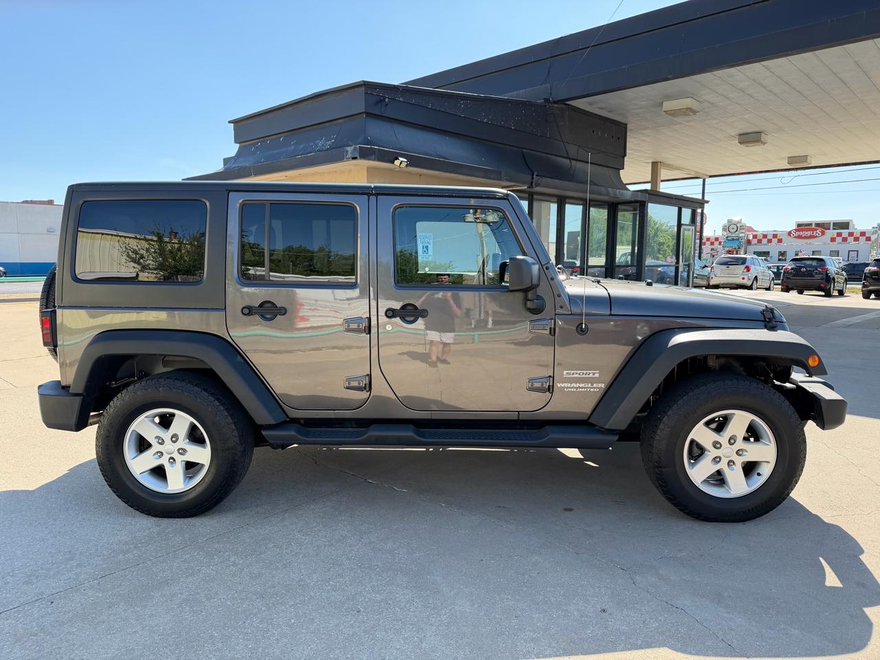 Jeep Wrangler Unlimited Sport 4WD 2016