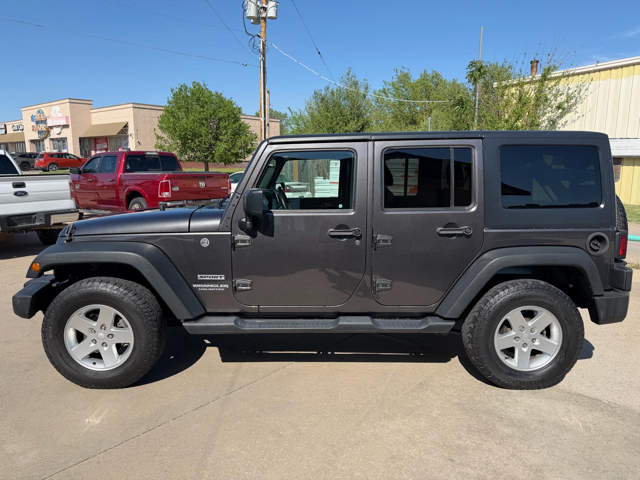 Jeep Wrangler Unlimited Sport 4WD 2016