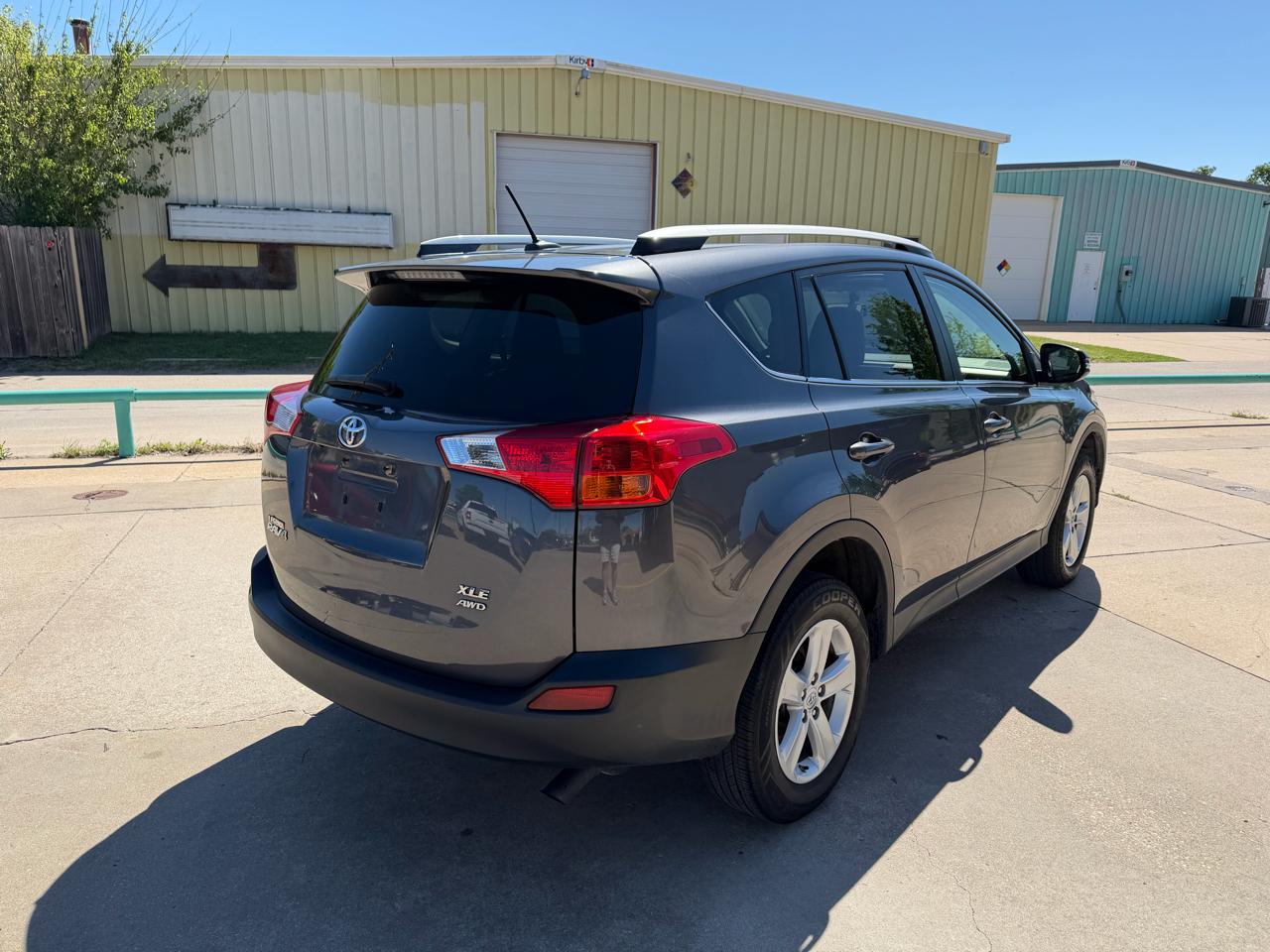 Toyota RAV4 XLE AWD 2014