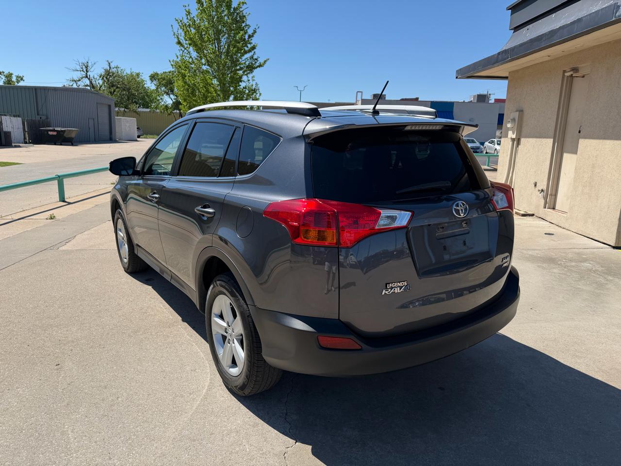 Toyota RAV4 XLE AWD 2014