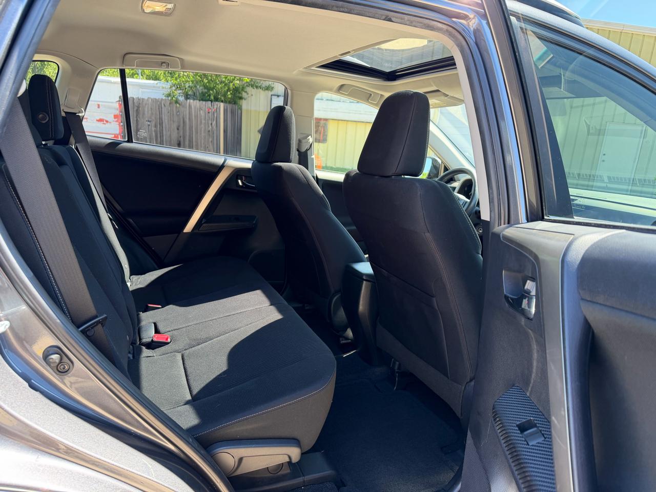 Toyota RAV4 XLE AWD 2014